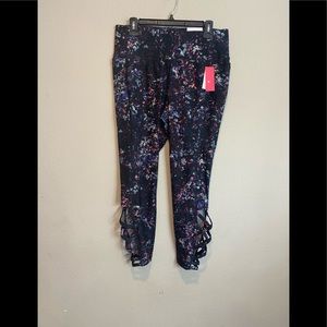 Lane Bryant workout leggings size 14/16